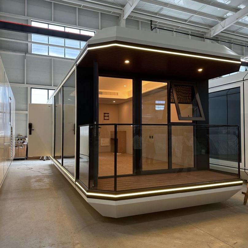 Capsule Hotel