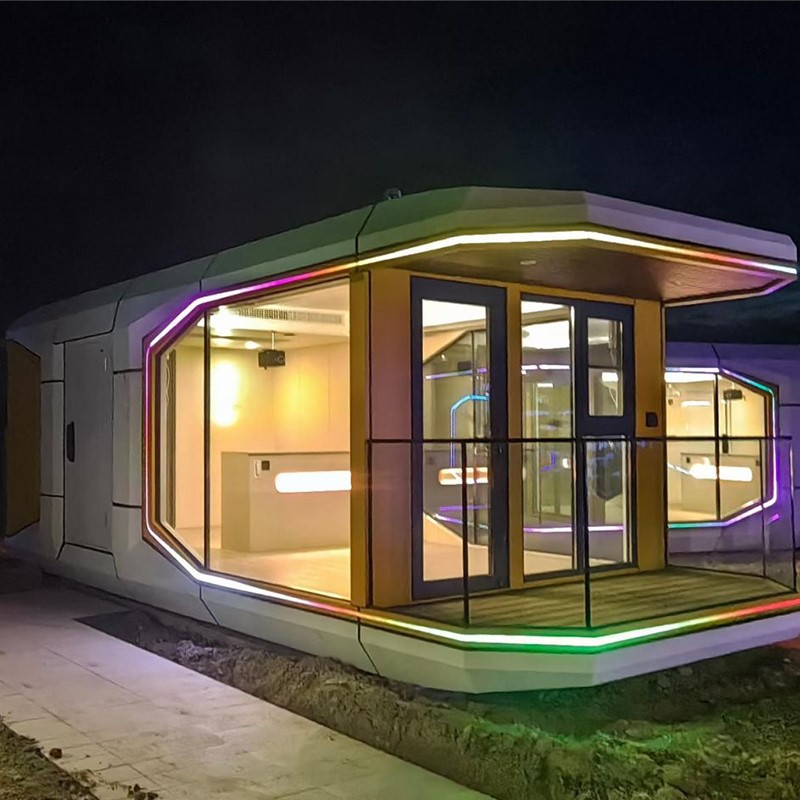 capsule-house-glamping capsule-house-glamping